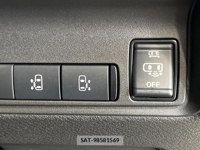 Nissan SERENA 2023-12 8874635-3