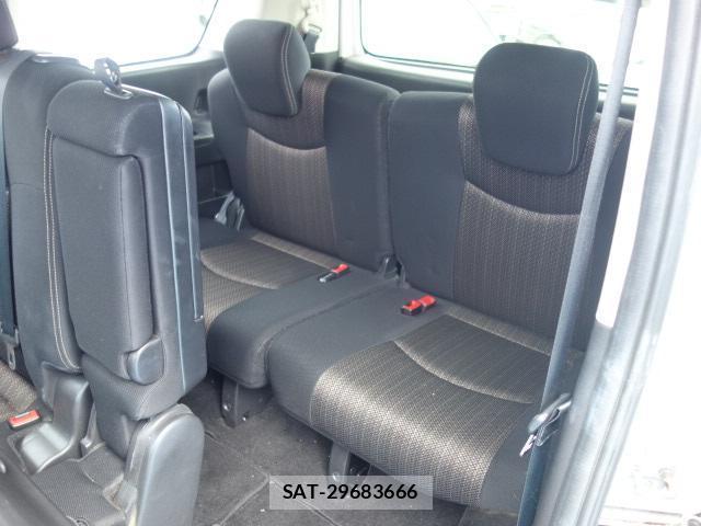 Nissan SERENA 2014-01 8875118-15
