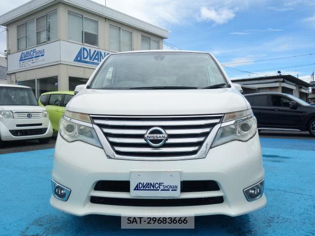 Nissan SERENA 2014-01 8875118-16