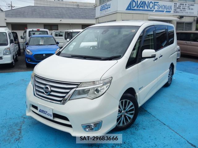 Nissan SERENA 2014-01 8875118-17