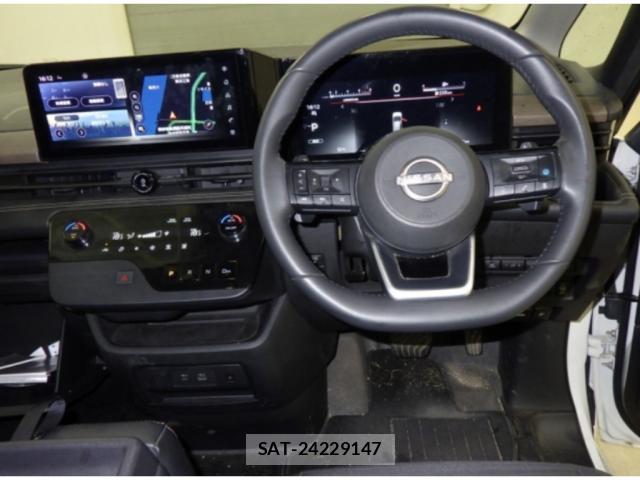 Nissan SERENA 2023-06 8875212-2
