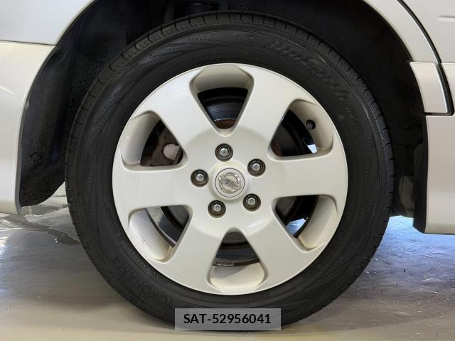 Nissan SERENA 2008-07 8875526-19
