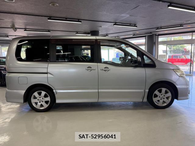 Nissan SERENA 2008-07 8875526-3