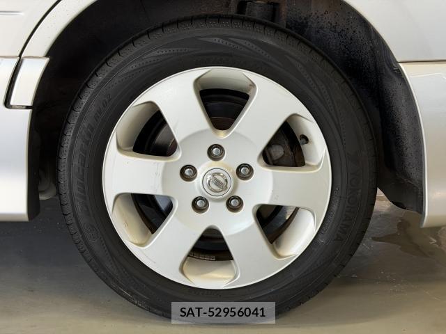 Nissan SERENA 2008-07 8875526-8