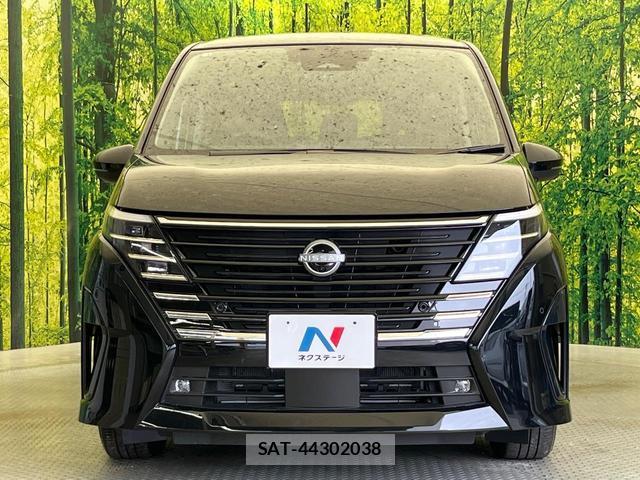 Nissan SERENA 2026-01 8875636-14