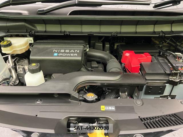 Nissan SERENA 2026-01 8875636-18