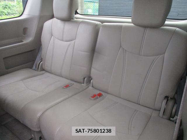 Nissan SERENA 2014-02 8875703-11