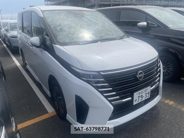 Nissan SERENA 2026-03 8875768-0