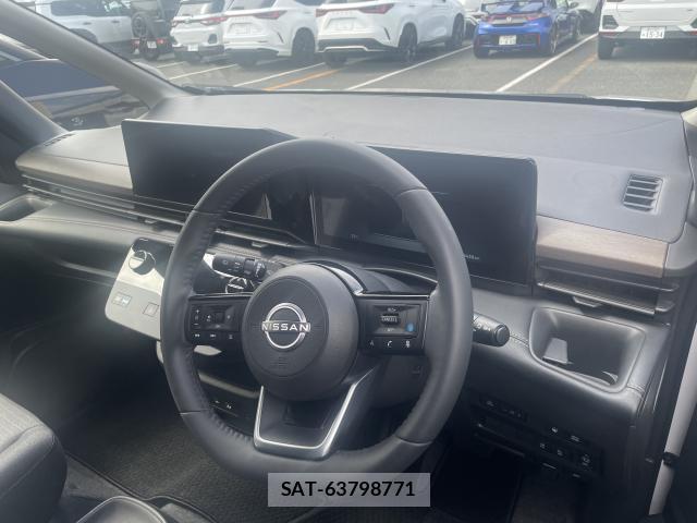 Nissan SERENA 2026-03 8875768-2