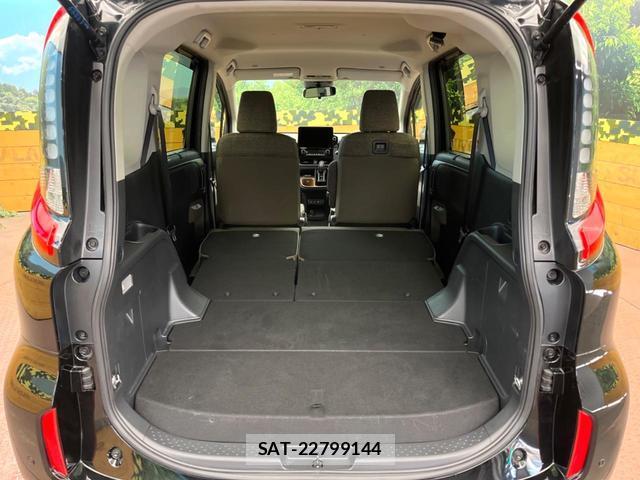 Toyota SIENTA 2024-02 8872653-9