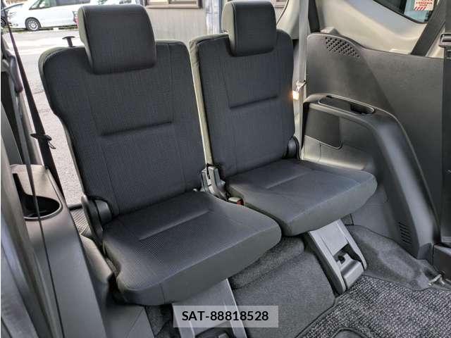 Toyota SIENTA 2015-07 8872754-15