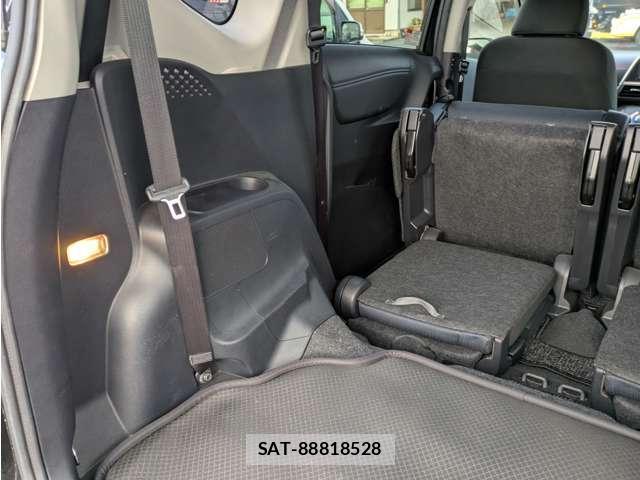 Toyota SIENTA 2015-07 8872754-19