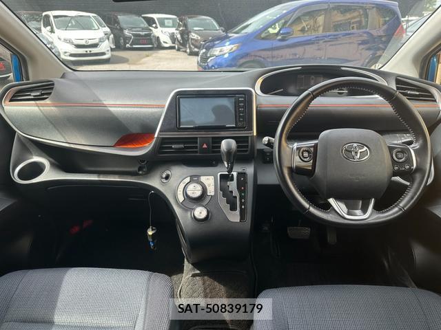 Toyota SIENTA 2016-12 8872858-1