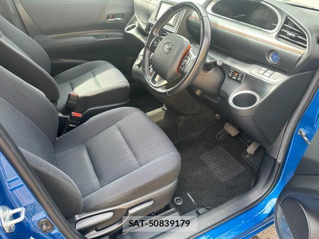Toyota SIENTA 2016-12 8872858-11