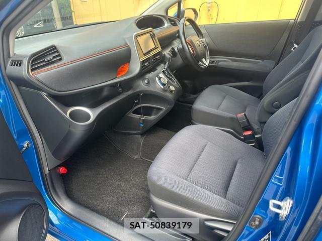 Toyota SIENTA 2016-12 8872858-13
