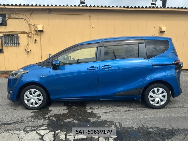 Toyota SIENTA 2016-12 8872858-19
