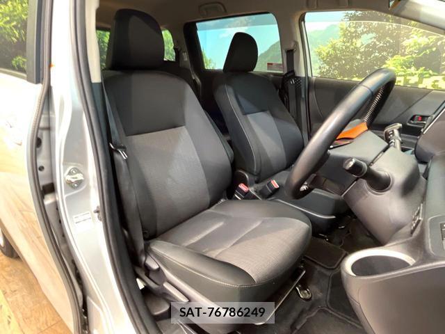 Toyota SIENTA 2019-09 8873718-7