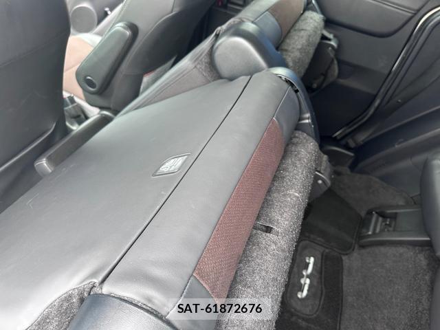 Toyota SIENTA 2019-08 8873972-14