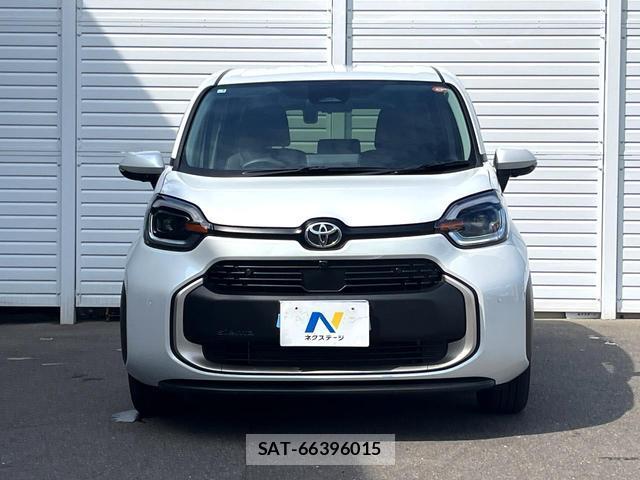 Toyota SIENTA 2025-03 8874001-11