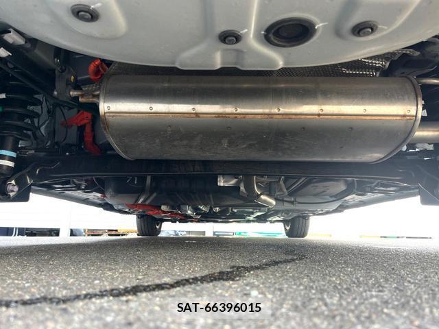 Toyota SIENTA 2025-03 8874001-18
