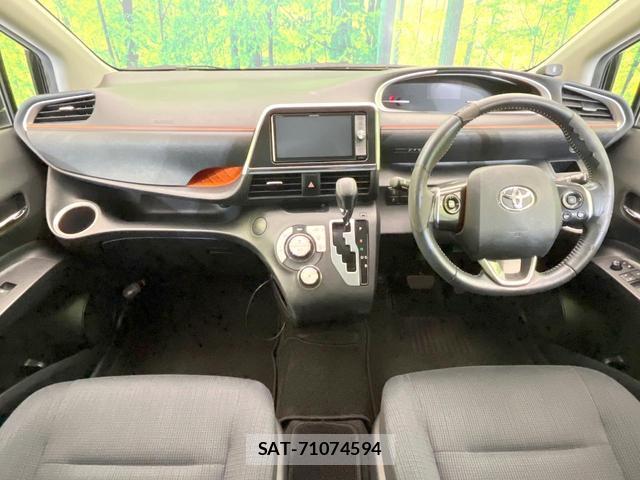 Toyota SIENTA 2015-11 8874037-1