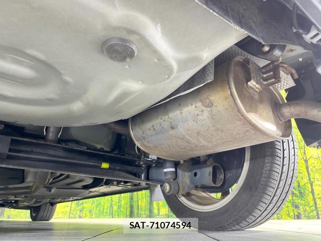 Toyota SIENTA 2015-11 8874037-19