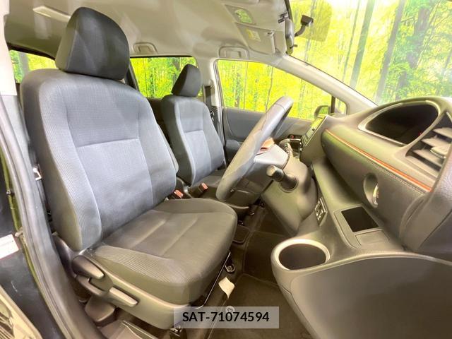 Toyota SIENTA 2015-11 8874037-7