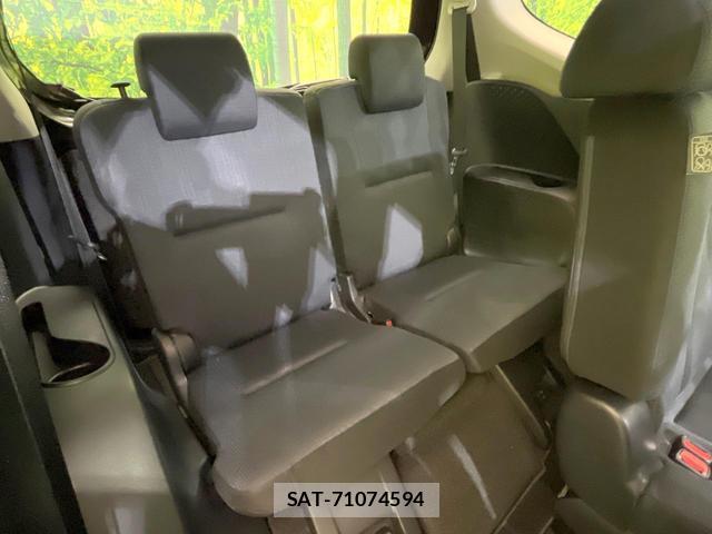 Toyota SIENTA 2015-11 8874037-9