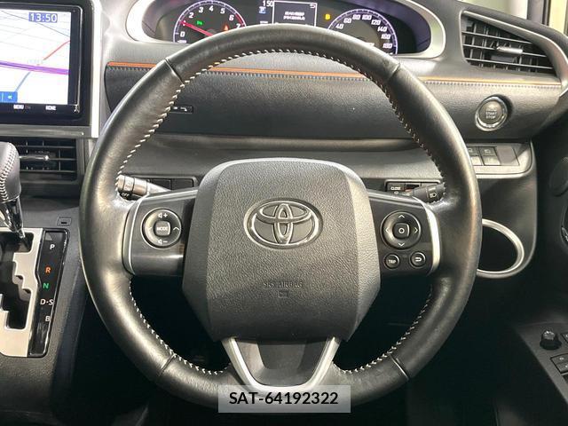 Toyota SIENTA 2019-01 8874261-10