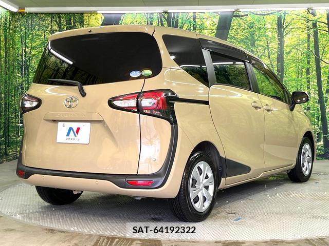 Toyota SIENTA 2019-01 8874261-16