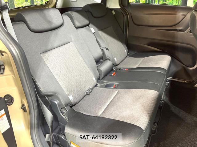 Toyota SIENTA 2019-01 8874261-8