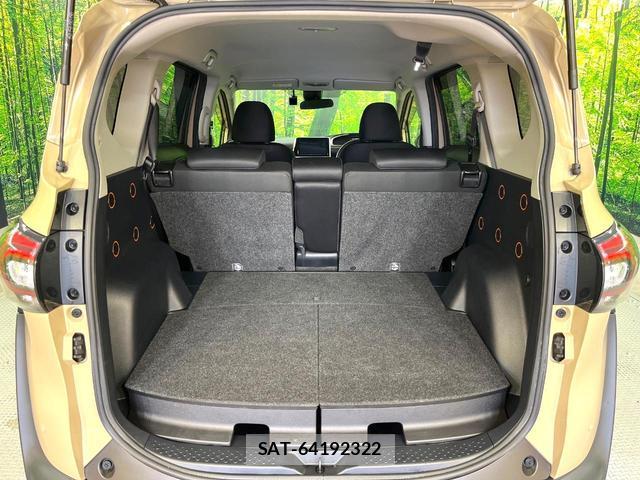 Toyota SIENTA 2019-01 8874261-9