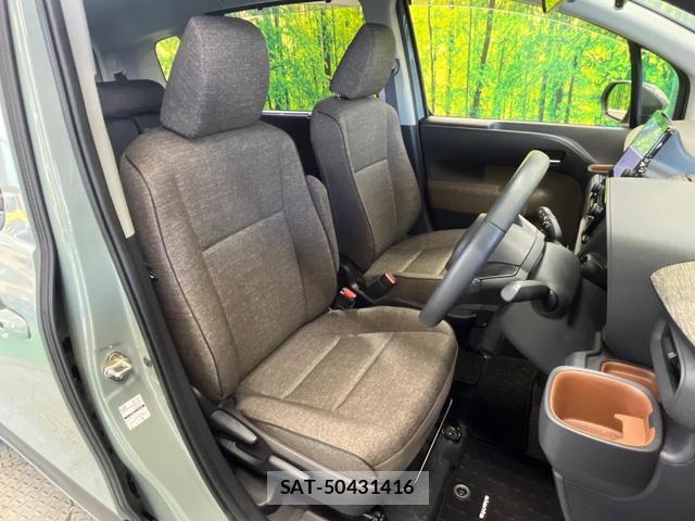 Toyota SIENTA 2025-03 8874289-8