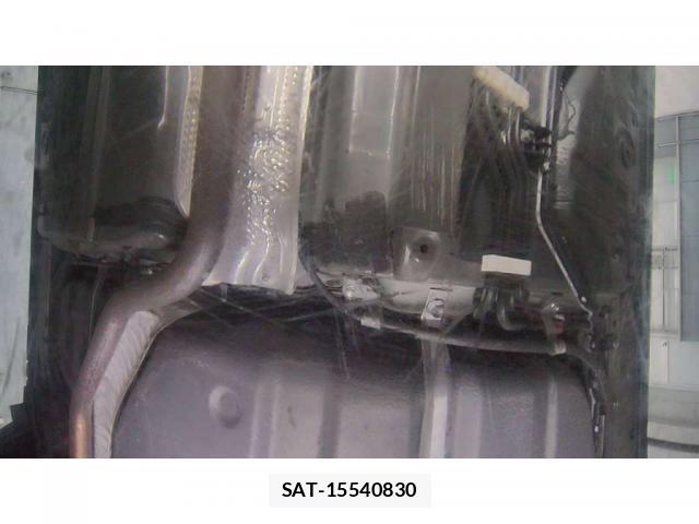 Toyota SIENTA 2017-06 8874520-11