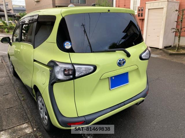 Toyota SIENTA 2017-10 8874566-0