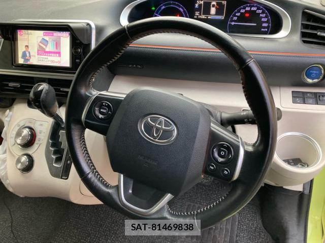 Toyota SIENTA 2017-10 8874566-11