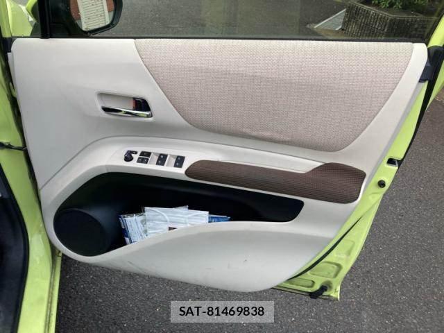 Toyota SIENTA 2017-10 8874566-14