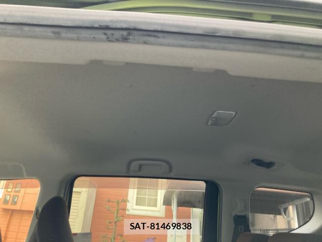 Toyota SIENTA 2017-10 8874566-17