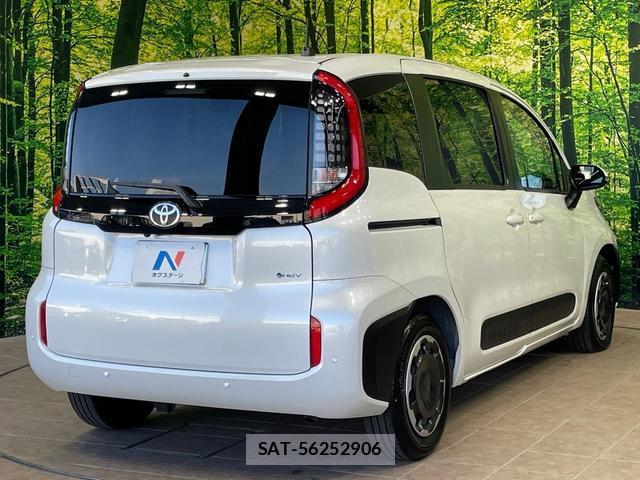 Toyota SIENTA 2025-01 8874618-17