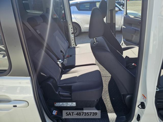 Toyota SIENTA 2022-11 8874647-6