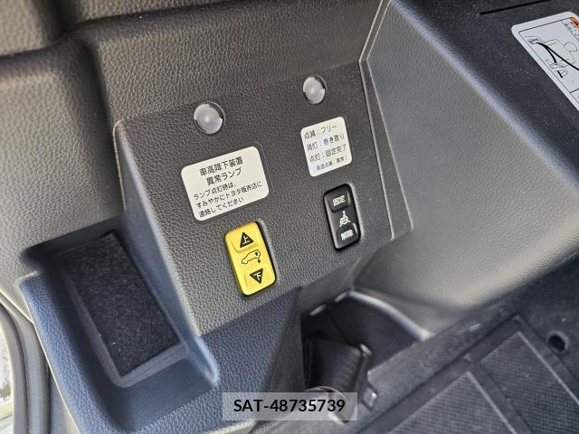 Toyota SIENTA 2022-11 8874647-8