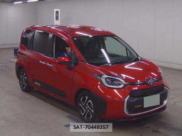 Toyota SIENTA 2022-11 8874779-0