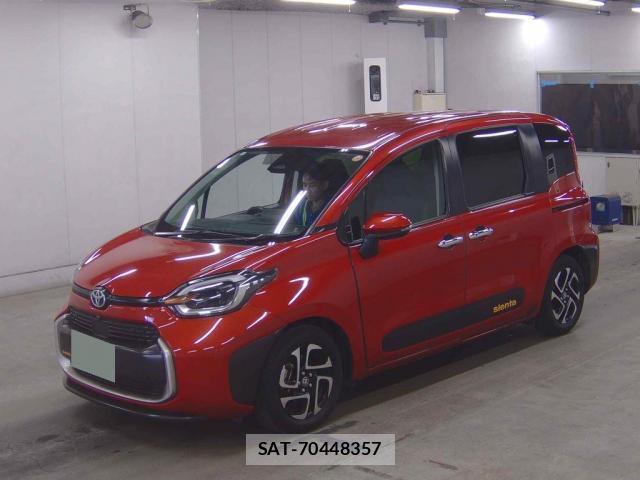 Toyota SIENTA 2022-11 8874779-3