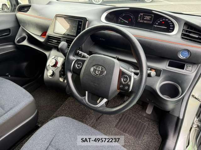 Toyota SIENTA 2017-10 8875012-10
