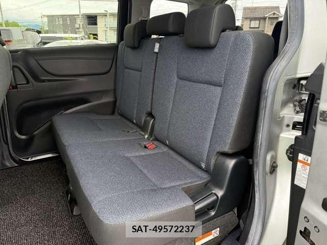 Toyota SIENTA 2017-10 8875012-12