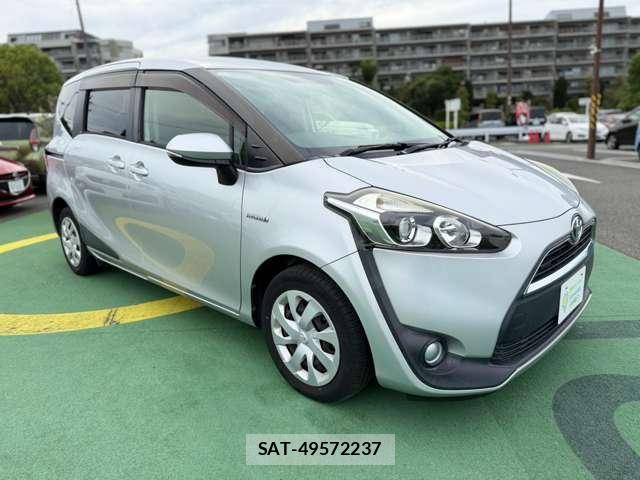 Toyota SIENTA 2017-10 8875012-15