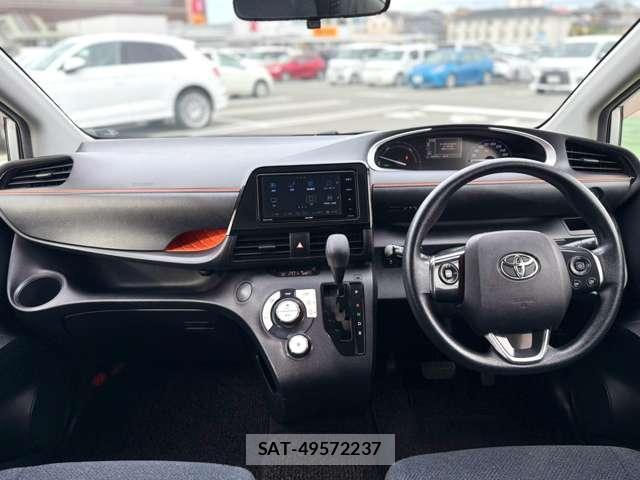 Toyota SIENTA 2017-10 8875012-9