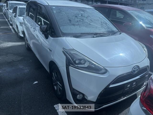 Toyota SIENTA 2016-08 8875133-1