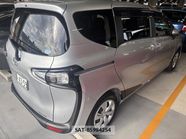Toyota SIENTA 2020-10 8875143-4