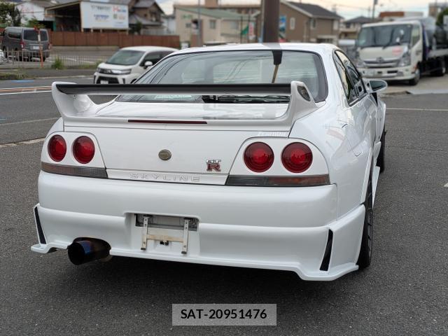 Nissan SKYLINE 1997-06 8874323-1